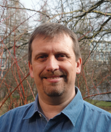 Portrait Prof. Dr. Peter Molnar